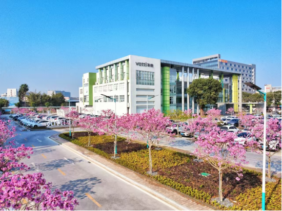 新手炒股配资平台 华帝股份上半年营收28亿元，毛利率同比上升2.86%，高端化成效突出